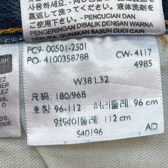 Levi's 501 Original Fit Button Fly Anchor Stretch Straight Jeans, Size 38x32 - Picture 10 of 10